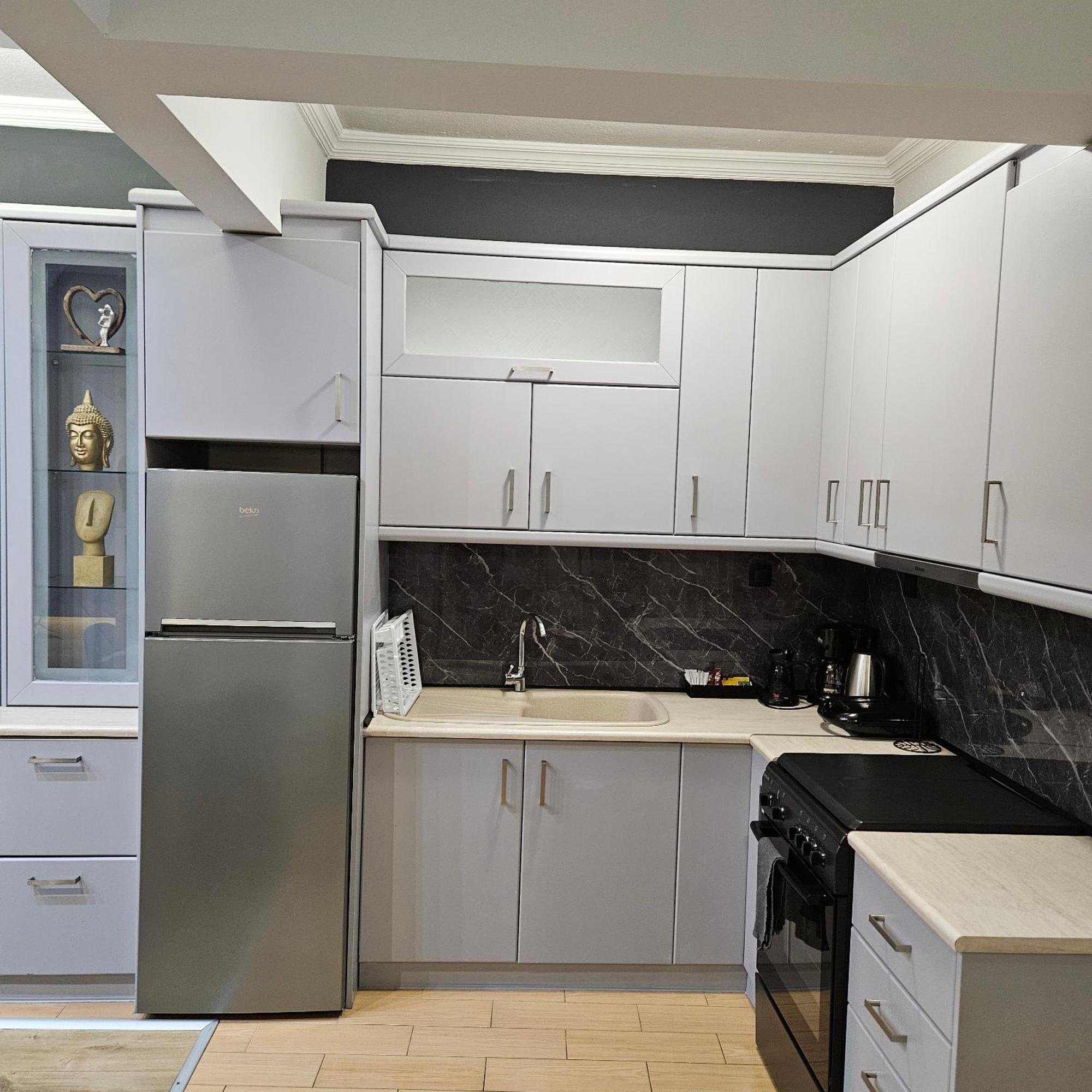 Central 3 Modern Apartment With Free Parking 세레스 외부 사진