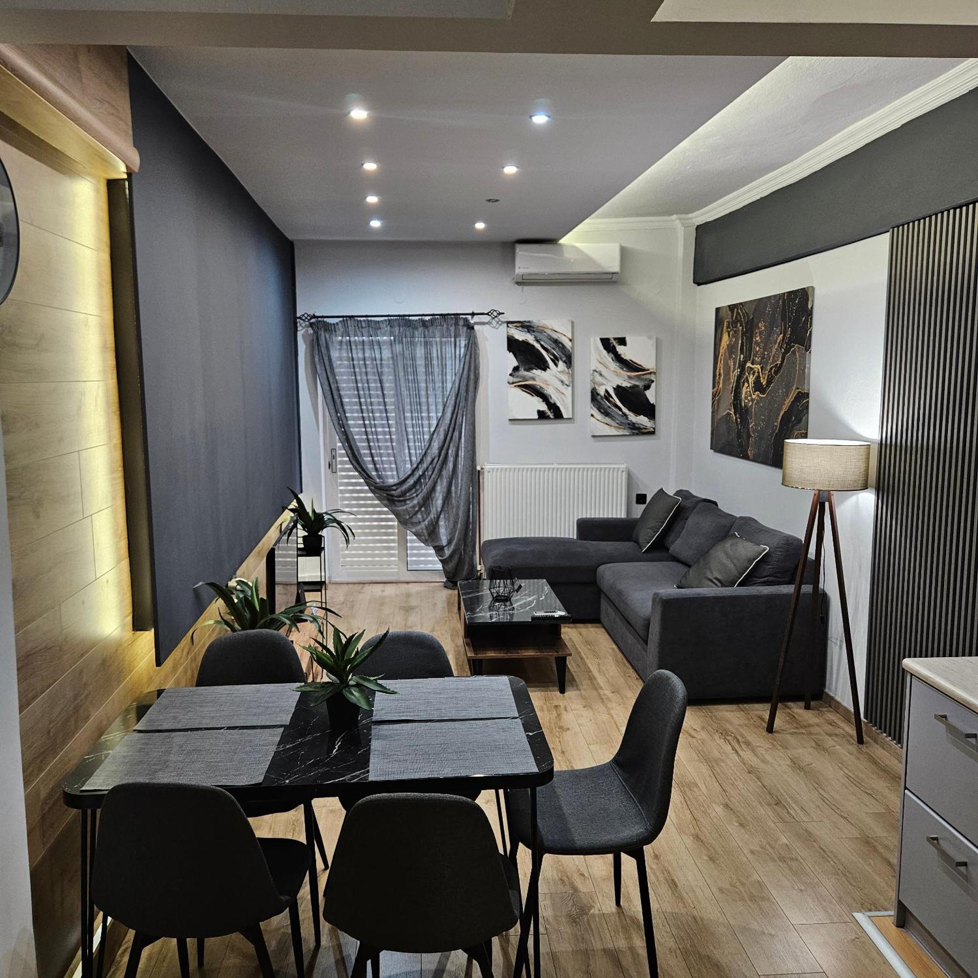 Central 3 Modern Apartment With Free Parking 세레스 외부 사진