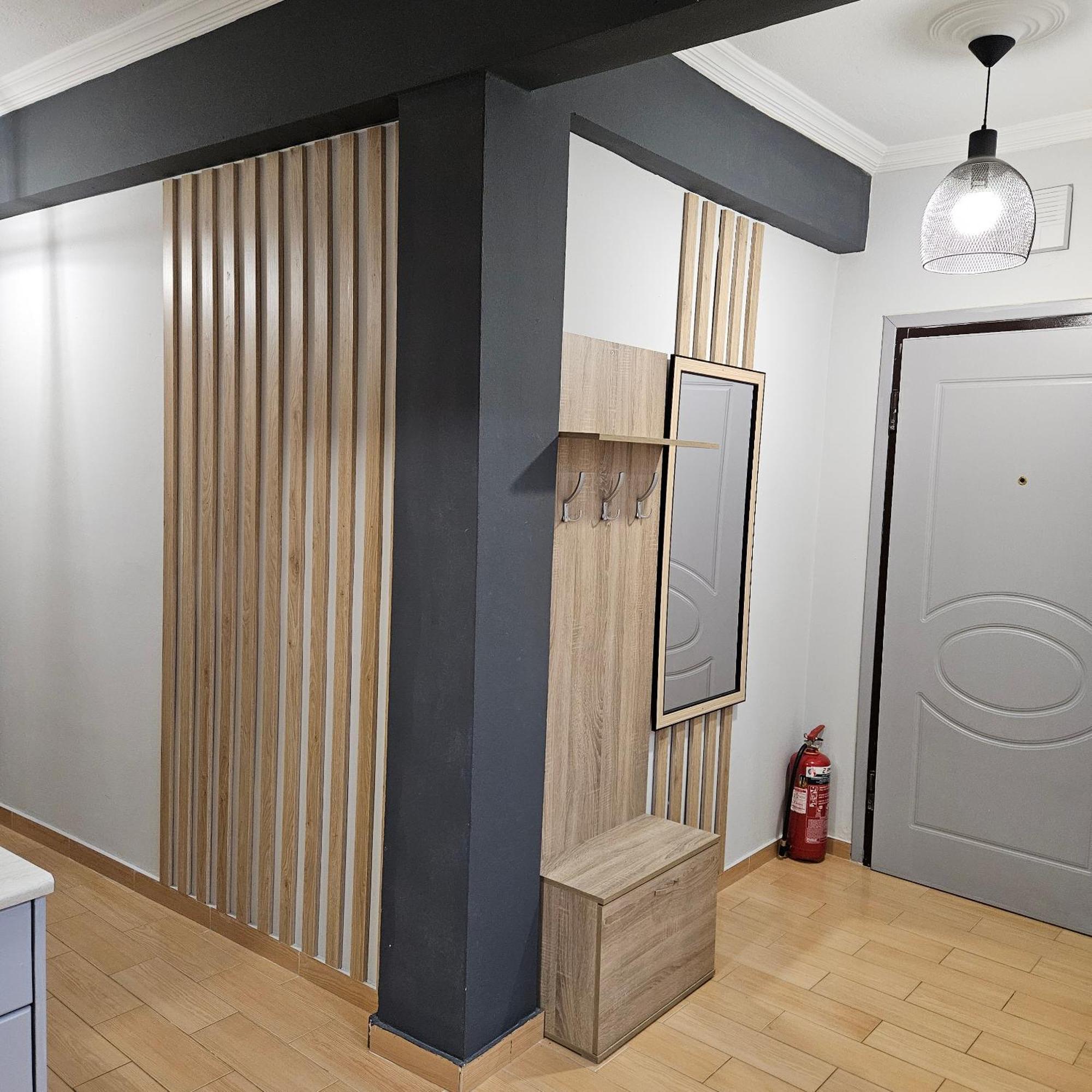 Central 3 Modern Apartment With Free Parking 세레스 외부 사진